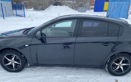 Chevrolet Cruze II, 2012 год, 700 000 рублей, 3 фотография
