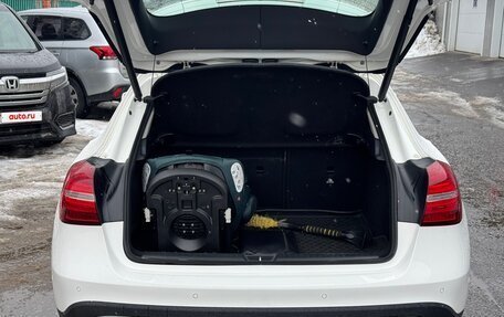 Mercedes-Benz GLA, 2019 год, 1 950 000 рублей, 12 фотография