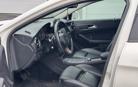 Mercedes-Benz GLA, 2019 год, 1 950 000 рублей, 9 фотография