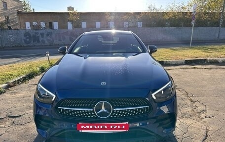 Mercedes-Benz E-Класс, 2021 год, 6 500 000 рублей, 3 фотография