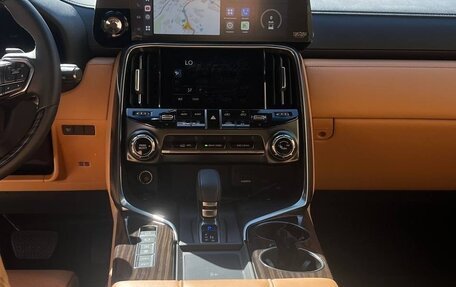 Lexus LX, 2025 год, 19 000 000 рублей, 2 фотография