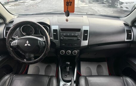 Mitsubishi Outlander III рестайлинг 3, 2008 год, 1 399 000 рублей, 16 фотография