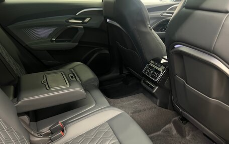 Audi Q5, 2025 год, 7 400 000 рублей, 23 фотография