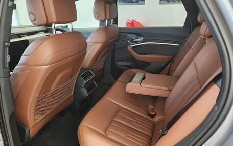 Audi e-tron I, 2021 год, 4 690 000 рублей, 12 фотография