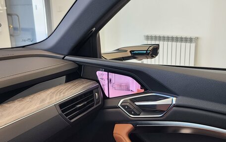 Audi e-tron I, 2021 год, 4 690 000 рублей, 17 фотография