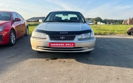 Toyota Camry, 1999 год, 550 000 рублей, 5 фотография