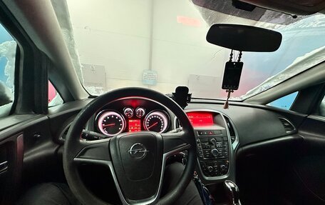 Opel Astra J, 2014 год, 825 000 рублей, 4 фотография