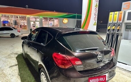 Opel Astra J, 2014 год, 825 000 рублей, 6 фотография