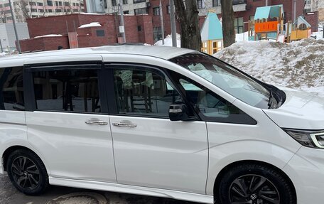 Honda Stepwgn IV, 2021 год, 2 780 000 рублей, 3 фотография