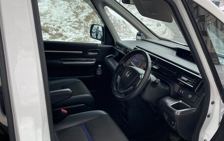 Honda Stepwgn IV, 2021 год, 2 780 000 рублей, 12 фотография