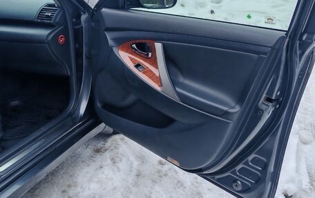 Toyota Camry, 2008 год, 1 200 000 рублей, 21 фотография