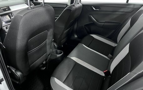 Skoda Rapid I, 2017 год, 1 400 000 рублей, 10 фотография