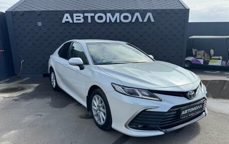 Toyota Camry, 2021 год, 2 500 000 рублей, 2 фотография