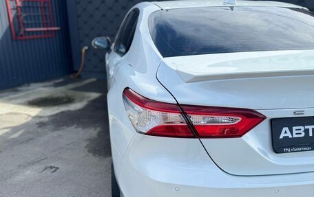 Toyota Camry, 2021 год, 2 500 000 рублей, 7 фотография