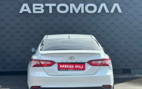 Toyota Camry, 2021 год, 2 500 000 рублей, 4 фотография