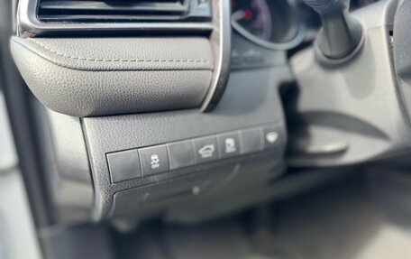 Toyota Camry, 2021 год, 2 500 000 рублей, 10 фотография