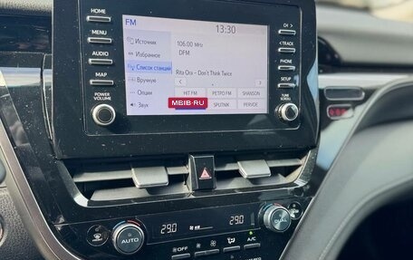 Toyota Camry, 2021 год, 2 500 000 рублей, 11 фотография