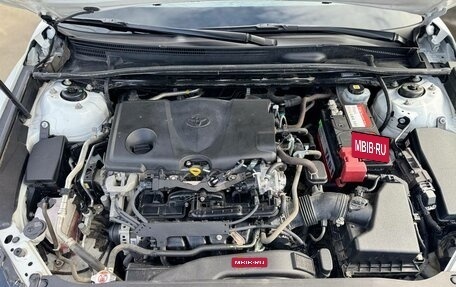 Toyota Camry, 2021 год, 2 500 000 рублей, 18 фотография