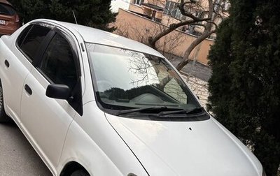 Toyota Platz, 2000 год, 350 000 рублей, 1 фотография