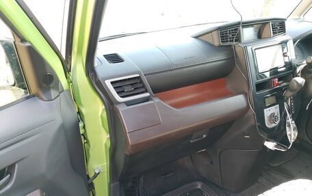 Toyota Tank I, 2017 год, 1 100 000 рублей, 14 фотография