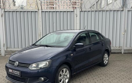 Volkswagen Polo VI (EU Market), 2013 год, 599 000 рублей, 1 фотография