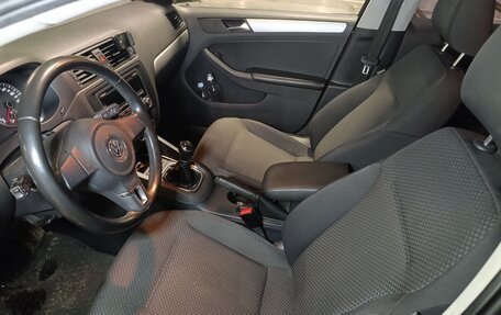 Volkswagen Jetta VI, 2012 год, 780 000 рублей, 14 фотография