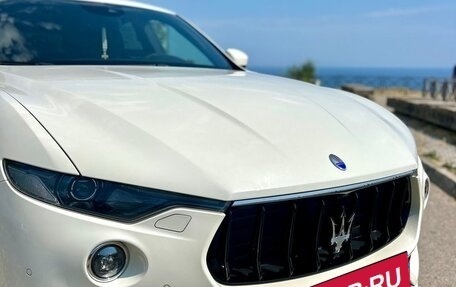 Maserati Levante I, 2017 год, 3 000 000 рублей, 7 фотография