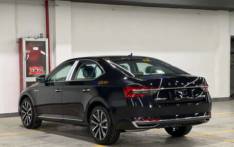 Skoda Superb III рестайлинг, 2025 год, 2 620 000 рублей, 5 фотография