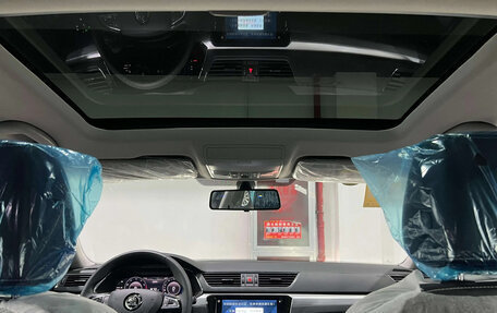 Skoda Superb III рестайлинг, 2025 год, 2 620 000 рублей, 18 фотография