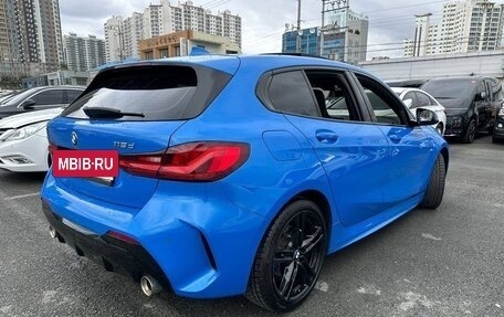 BMW 1 серия, 2019 год, 2 800 000 рублей, 5 фотография