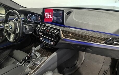 BMW 5 серия, 2022 год, 5 949 000 рублей, 14 фотография