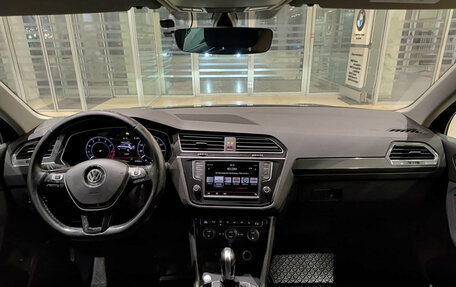 Volkswagen Tiguan II, 2017 год, 2 490 000 рублей, 14 фотография