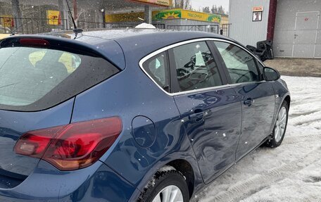 Opel Astra J, 2011 год, 600 000 рублей, 7 фотография