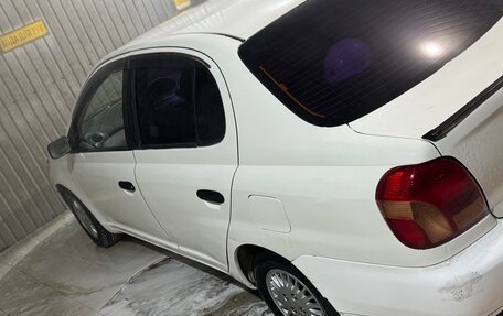 Toyota Platz, 2000 год, 350 000 рублей, 14 фотография