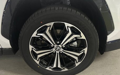 Toyota RAV4, 2024 год, 4 800 000 рублей, 8 фотография