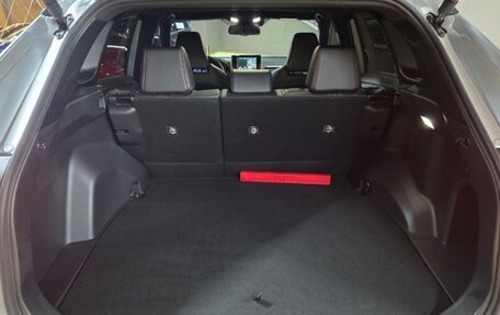 Toyota RAV4, 2024 год, 4 800 000 рублей, 5 фотография