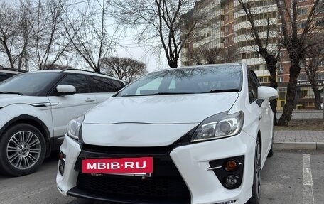 Toyota Prius, 2014 год, 1 750 000 рублей, 3 фотография