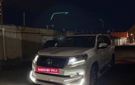 Toyota Land Cruiser Prado 150 рестайлинг 2, 2019 год, 7 300 000 рублей, 10 фотография