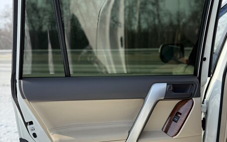 Toyota Land Cruiser Prado 150 рестайлинг 2, 2019 год, 7 300 000 рублей, 21 фотография