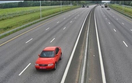 Audi A4, 1995 год, 500 000 рублей, 1 фотография
