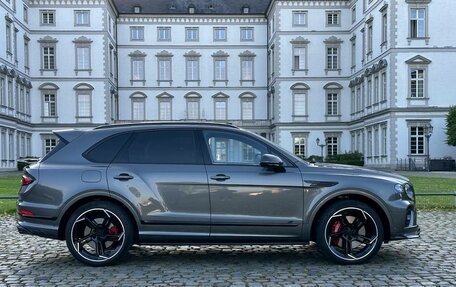 Bentley Bentayga I, 2025 год, 48 392 500 рублей, 4 фотография