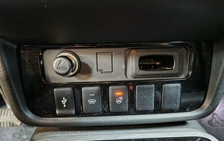 Mitsubishi Outlander III рестайлинг 3, 2019 год, 2 346 000 рублей, 16 фотография