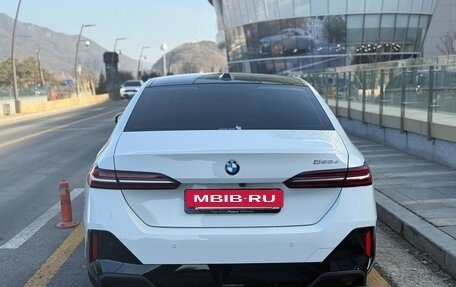 BMW 5 серия, 2025 год, 7 600 000 рублей, 3 фотография