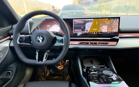 BMW 5 серия, 2025 год, 7 600 000 рублей, 8 фотография