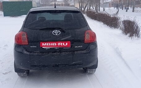 Toyota Auris II, 2008 год, 700 000 рублей, 2 фотография