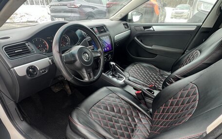 Volkswagen Jetta VI, 2012 год, 930 000 рублей, 8 фотография