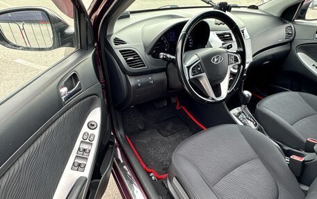 Hyundai Solaris II рестайлинг, 2011 год, 877 000 рублей, 13 фотография