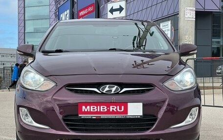 Hyundai Solaris II рестайлинг, 2011 год, 877 000 рублей, 5 фотография