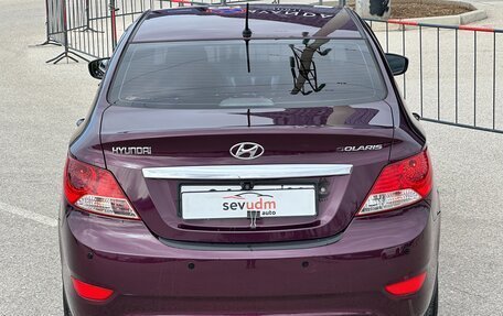 Hyundai Solaris II рестайлинг, 2011 год, 877 000 рублей, 26 фотография