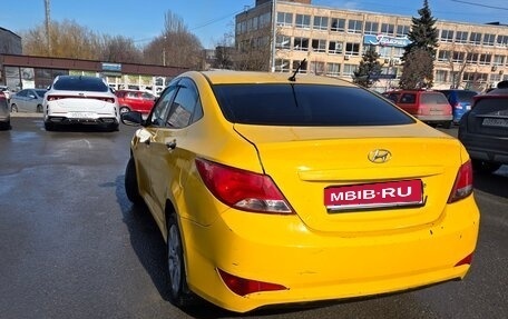 Hyundai Solaris II рестайлинг, 2014 год, 450 000 рублей, 1 фотография